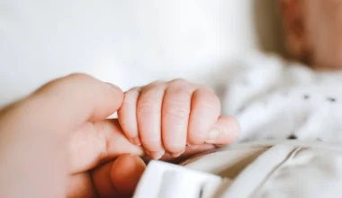 Τρεις βασικές οδηγίες για τον πρώτο μήνα ενός μωρού