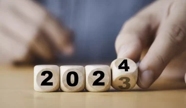 Αναλυτικά όλες οι αργίες και τα τριήμερα του 2024