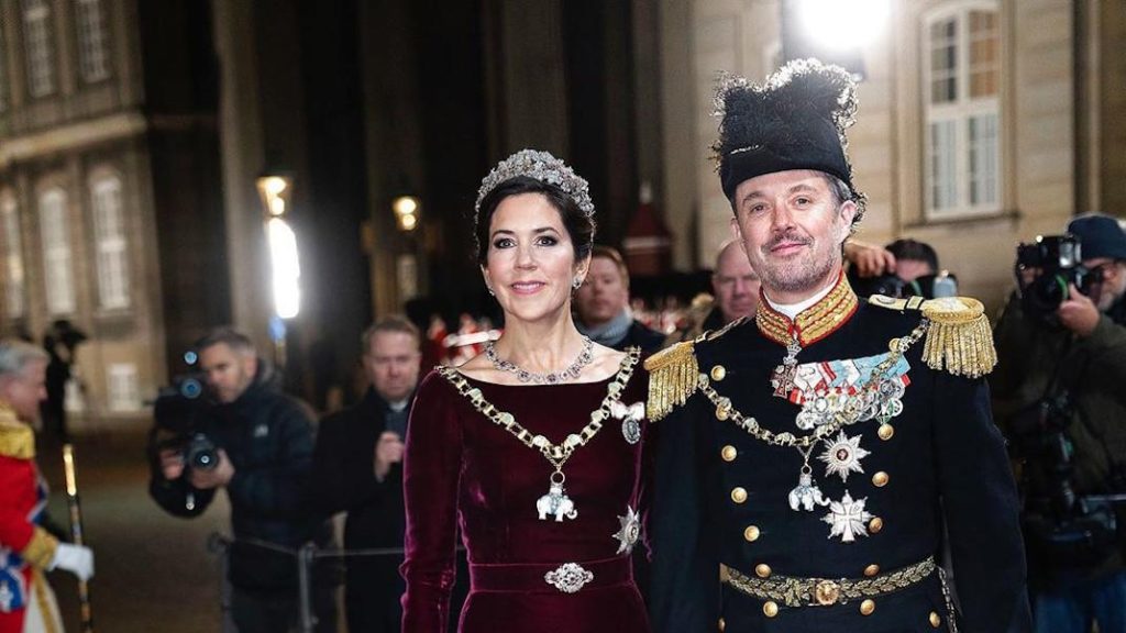 Δανία: Ποιος είναι ο Πρίγκιπας Φρέντερικ που θα πάρει τη θέση της βασίλισσας Μαργκρέτε στο θρόνο