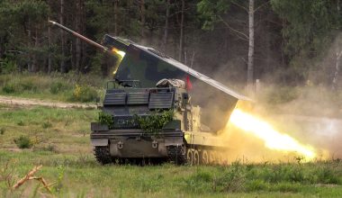 Οι Ουκρανοί έπληξαν το κέντρο του Ντονέτσκ κατά τους εορτασμούς της Πρωτοχρονιάς – Ρωσικά αντίποινα στην Οδησσό