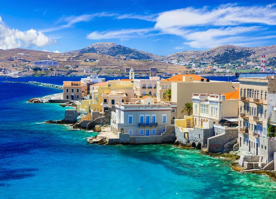 Τα 10 καλύτερα «εναλλακτικά» νησιά της Ελλάδας για το 2024
