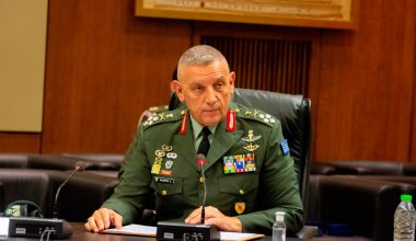 Κ.Φλώρος: Επισκέφθηκε το Εθνικό Κέντρο Επιχειρήσεων