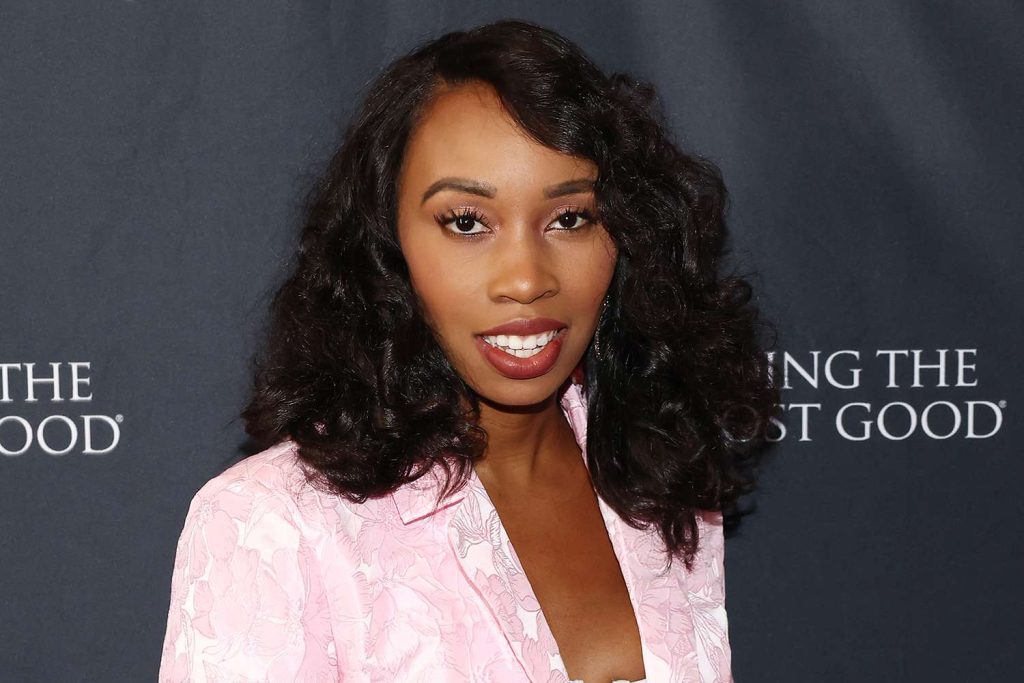 Κ.Μπέρνανς: Η ηθοποιός της Marvel παρασύρθηκε από αυτοκίνητο και τραυματίστηκε την ημέρα της Πρωτοχρονιάς (φώτο)