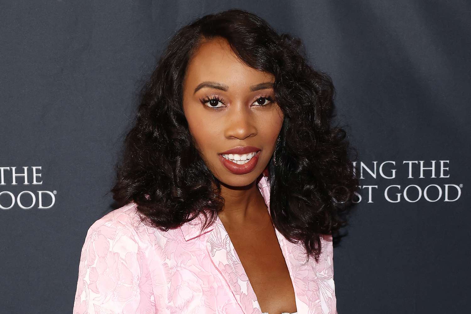 Κ.Μπέρνανς: Η ηθοποιός της Marvel παρασύρθηκε από αυτοκίνητο και τραυματίστηκε την ημέρα της Πρωτοχρονιάς (φώτο)