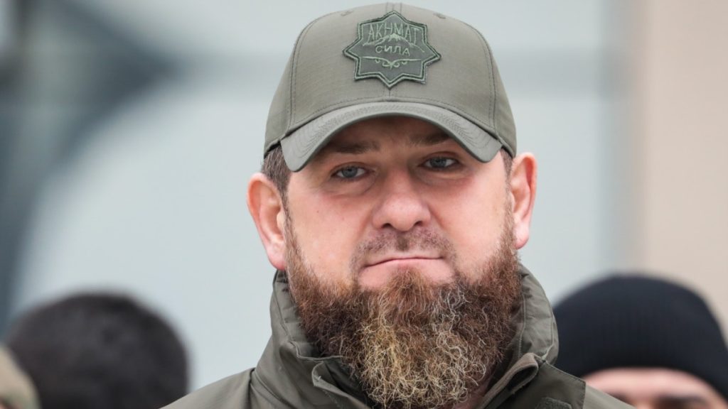 Ποινές με βάση τα τσετσενικά έθιμα προτείνει ο Ρ.Καντίροφ: «Αν δεν βρίσκεται ο εγκληματίας θα σκοτώνεται κάποιος συγγενής του»