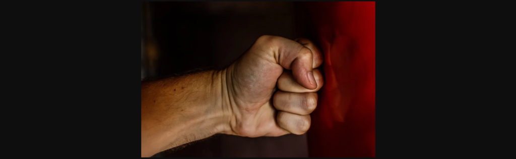 Νέο περιστατικό οπαδικής βίας στο Περιστέρι: Τους ρώτησαν τι ομάδα είναι και τους ξυλοκόπησαν