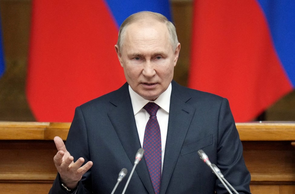 Ο Β.Πούτιν δίνει ρωσική υπηκοότητα σε ξένους που πολέμησαν για λογαριασμό της Ρωσίας στην Ουκρανία