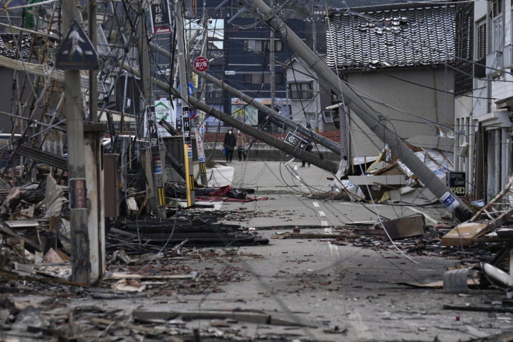 Μάχη με το χρόνο για την εύρεση επιζώντων από τον σεισμό των 7,6 Ρίχτερ στην Ιαπωνία: Στους 84 οι νεκροί