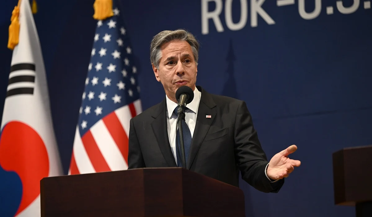 Έφτασε στην Κωνσταντινούπολη ο Α.Μπλίνκεν – Δείτε βίντεο