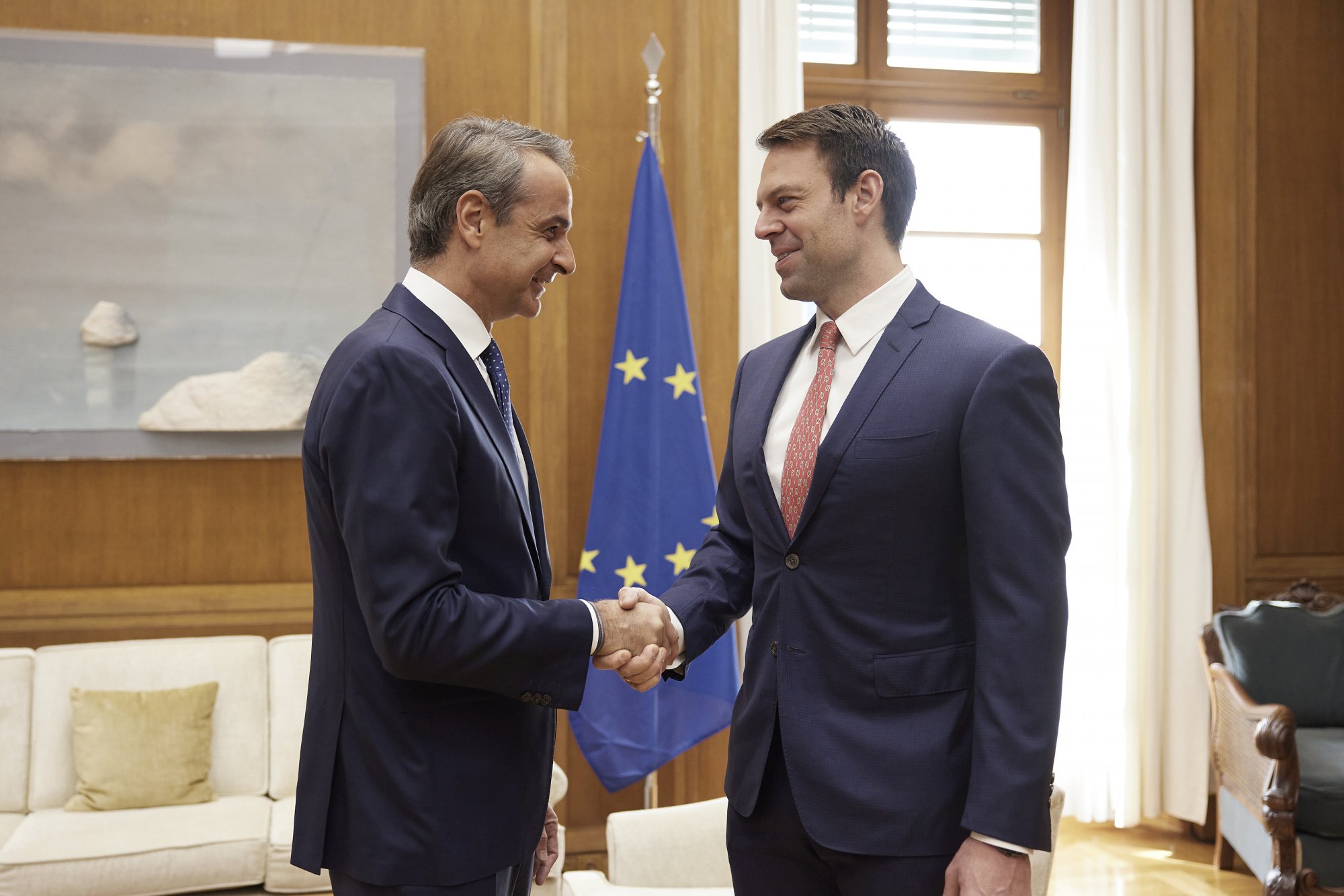 ΣΥΡΙΖΑ: Αποκάλυψη από τον διευθυντή του πολιτικού γραφείου – «Ο Μητσοτάκης πρότεινε στην πρώτη θητεία του υπουργείου στον Κασσελάκη»