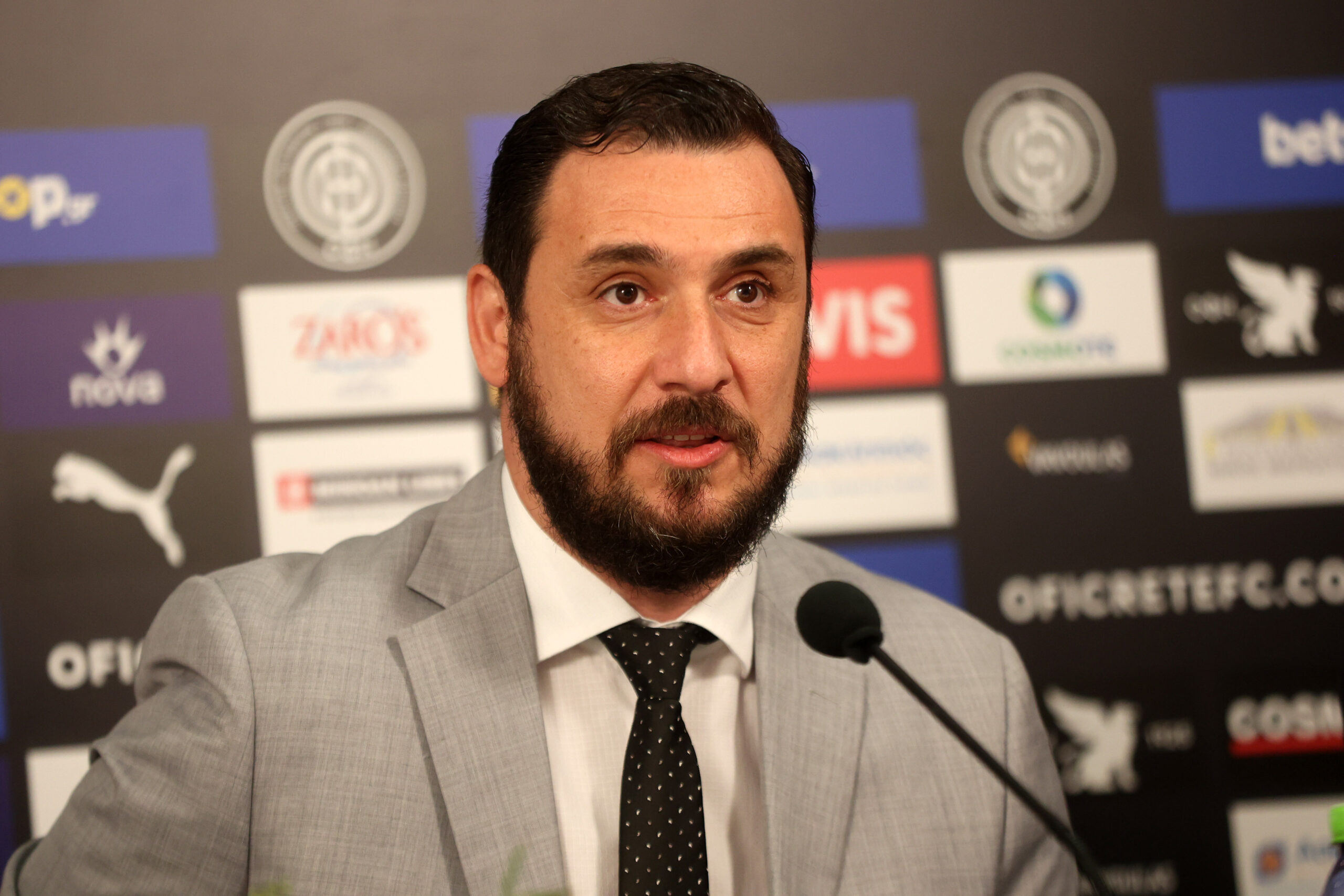 Super League: Ο Μηνάς Λυσάνδρου νέος πρόεδρος με συντριπτική πλειοψηφία