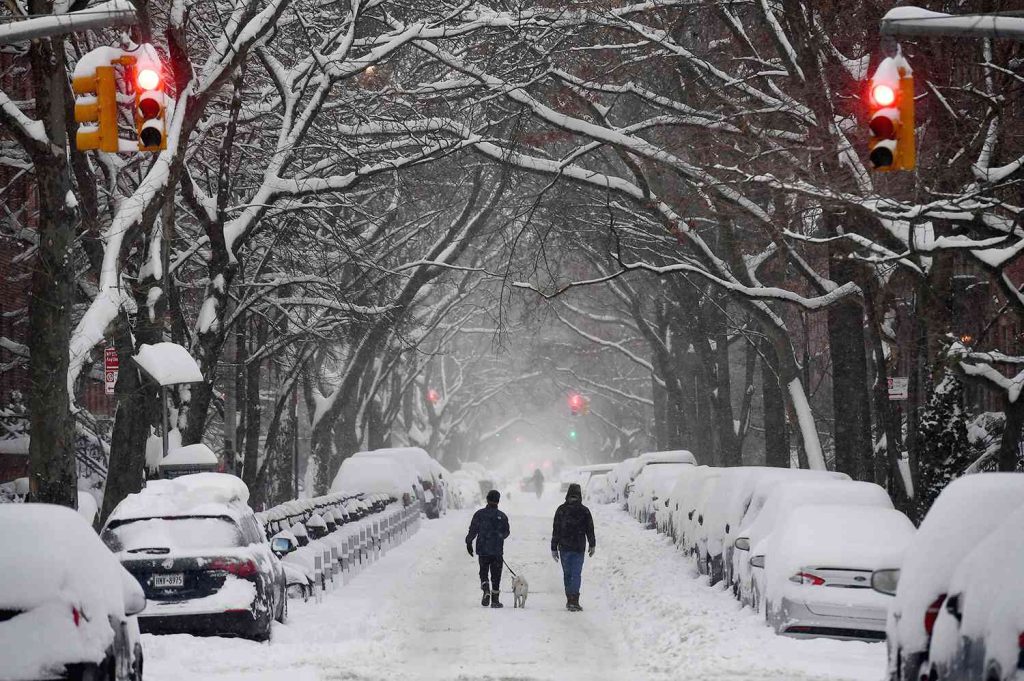 Νέα Υόρκη: «Καμπανάκι» από τους ειδικούς για χειμερινή καταιγίδα με χιονοπτώσεις και παγωμένη βροχή