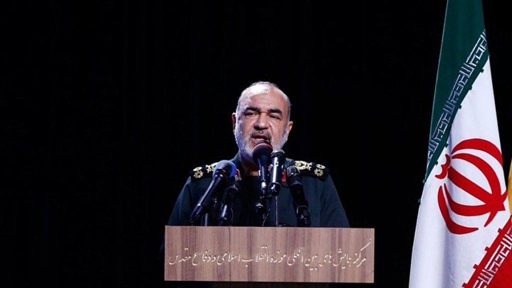 Ο διοικητής των Φρουρών της Επανάστασης δεσμεύθηκε σήμερα να πλήξει τους εχθρούς του Ιράν όπου κι αν βρίσκονται