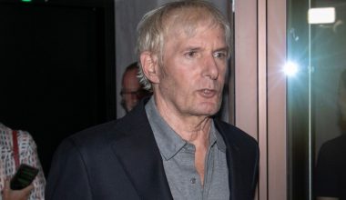 Μάικλ Μπόλτον: Υποβλήθηκε σε επέμβαση αφαίρεσης του όγκου στον εγκέφαλό του – Τι έγραψε σε ανάρτησή του