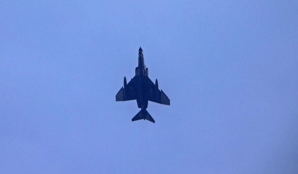 Νέες τουρκικές παραβιάσεις πάνω από το Αιγαίο