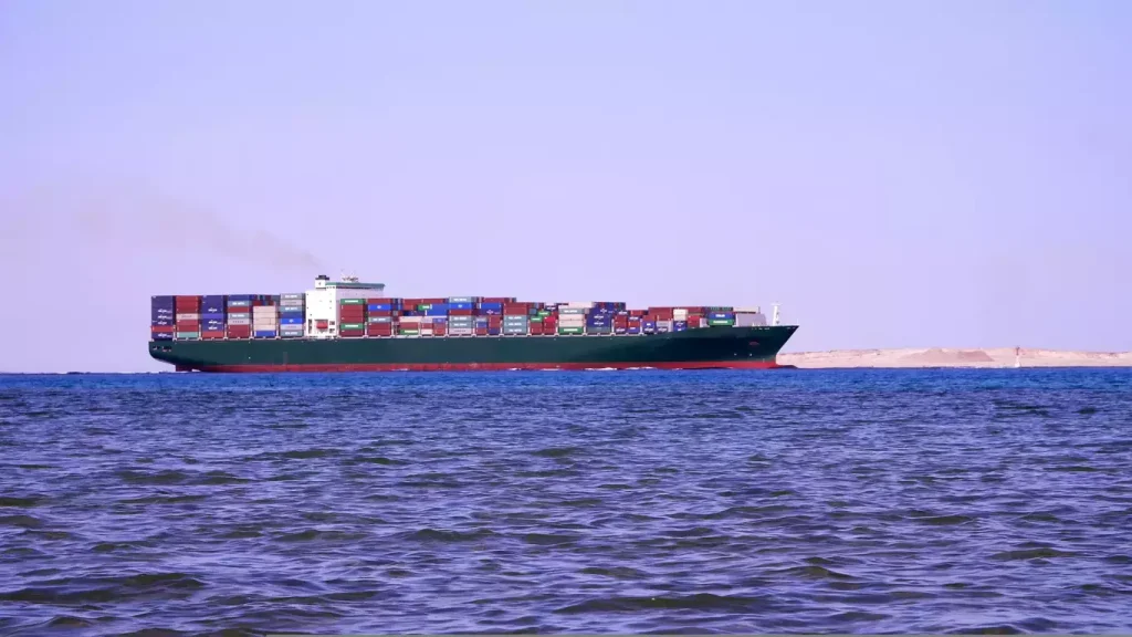Ερυθρά Θάλασσα: Αύξηση ναύλων και κόστους προκαλούν οι επιθέσεις των Χούθι