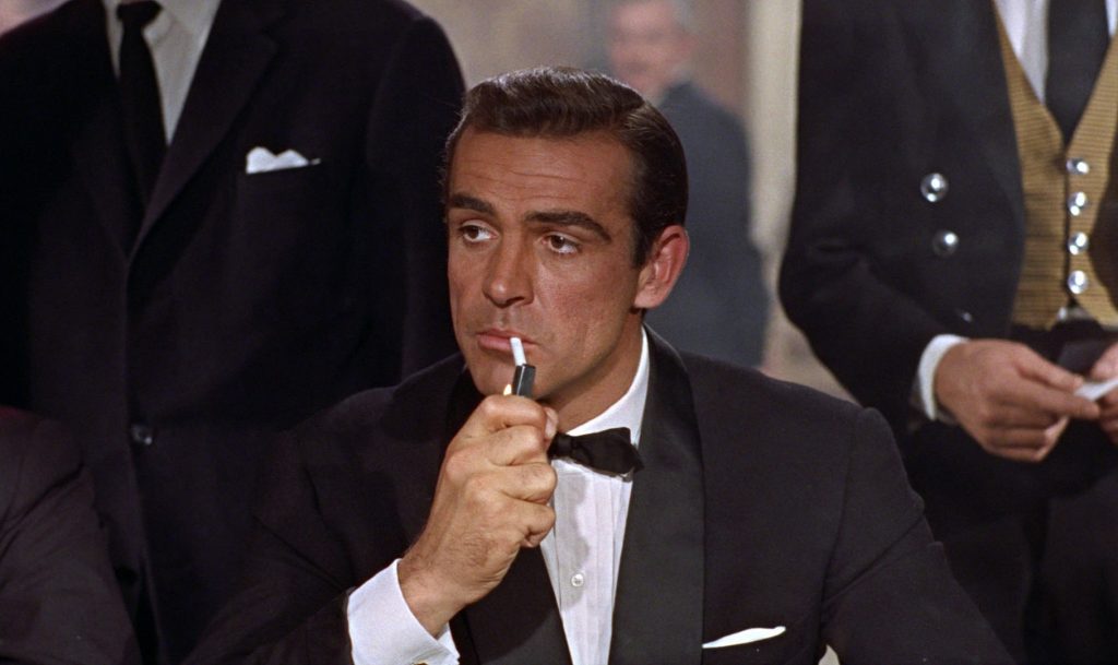 James Bond: Δύο ταινίες του διάσημου πράκτορα 007 απέκτησαν προειδοποιήσεις για προσβλητικό περιεχόμενο!