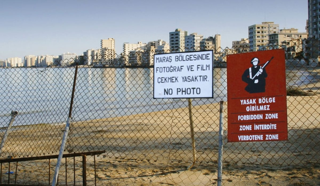 Κύπρος: Τουρκικό αρματαγωγό «ξεφόρτωσε» αυτοκινούμενα πυροβόλα των 155 χιλιοστών στο λιμάνι της Αμμοχώστου