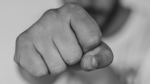 Αγρίνιο: 50χρονος ξυλοκόπησε άγρια την ηλικιωμένη μητέρα του και την έστειλε στο νοσοκομείο