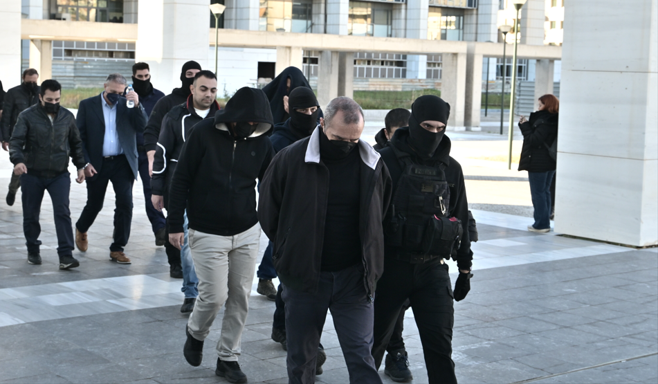 Βιασμός 12χρονης στον Κολωνό: Διεκόπη η δίκη για τις 10 Ιανουαρίου