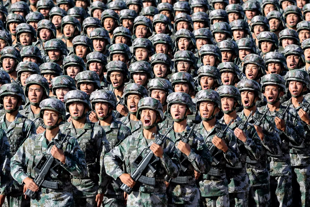Bloomberg: Μια στρατιωτική σύγκρουση στην Ταϊβάν θα μπορούσε να κοστίσει στην παγκόσμια οικονομία 10 τρισ. δολάρια