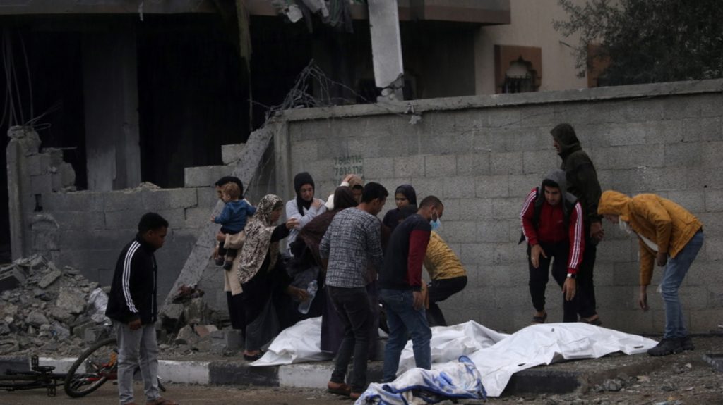 Βρετανία: «Το Ισραήλ ενδέχεται να παραβιάζει το διεθνές δίκαιο στη Γάζα»