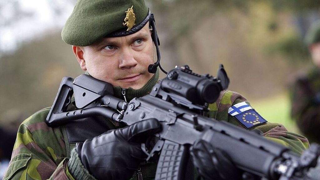 Το υπουργείο Αμυνας της Φινλανδίας μπλόκαρε τρεις εξαγορές ακινήτων από Ρώσους