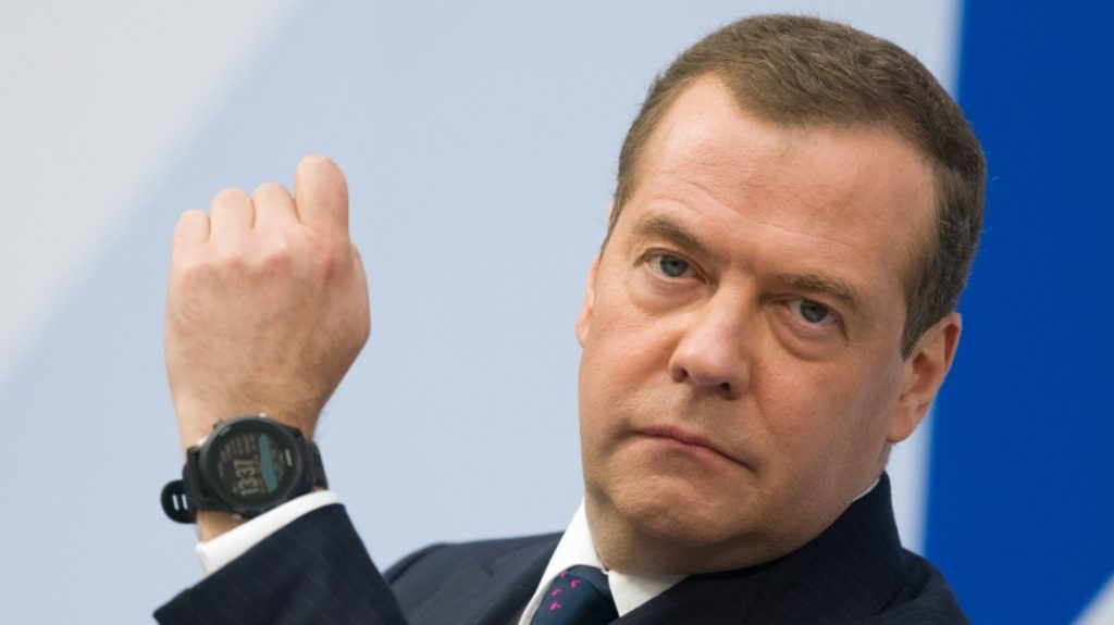 Ν.Μεντβέντεφ: «Αν κτυπηθούν βάσεις όπου έχουμε αποθηκευμένα πυρηνικά όπλα θα απαντήσουμε με πυρηνικό κτύπημα»!