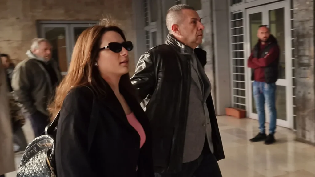 Ελεύθεροι μετά τις απολογίες τους η Γ.Μπίκα και άλλοι τρεις κατηγορούμενοι για υπόθεση αρπαγής στην Θεσσαλονίκη 