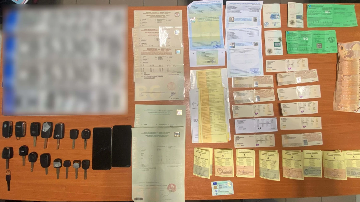 Θεσσαλονίκη: Στα «χέρια» της ΕΛ.ΑΣ. εγκληματική οργάνωση που έβρισκε αυτοκίνητα για δουλεμπόρους