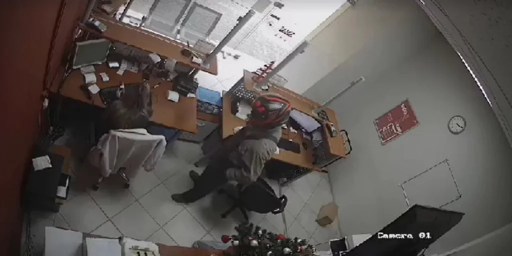 Μαρκόπουλο: Χειροπέδες στους δράστες της ένοπλης ληστείας στα ΕΛΤΑ τον περασμένο Δεκέμβριο