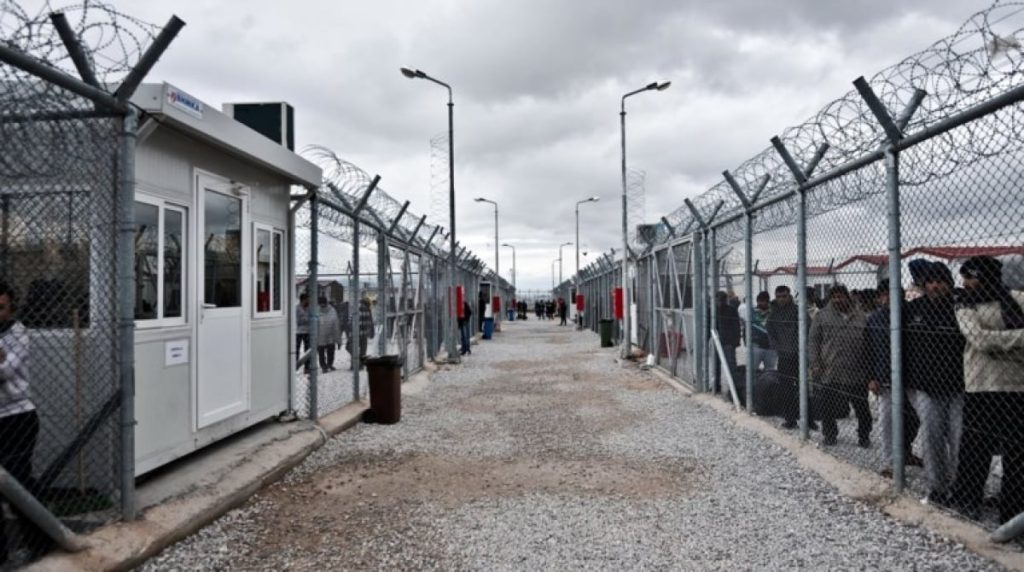 Άγρια επεισόδια μεταξύ παράνομων αλλοδαπών στην Αμυγδαλέζα – Δύο σοβαρά τραυματίες