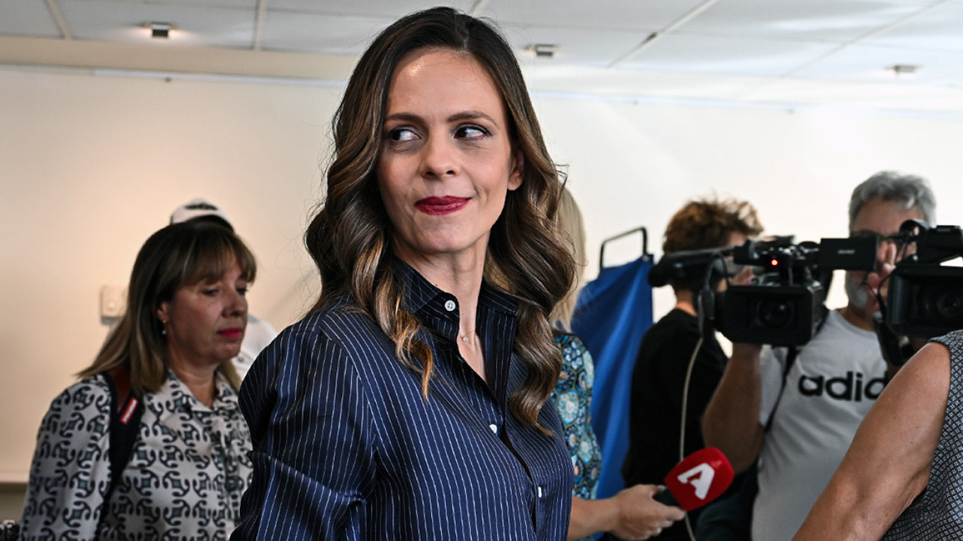 Ε.Αχτσιόγλου: «Χαίρομαι που στη Νέα Αριστερά δεν τίθεται ζήτημα κομματικής πειθαρχίας για τα ομοφυλόφιλα ζευγάρια»