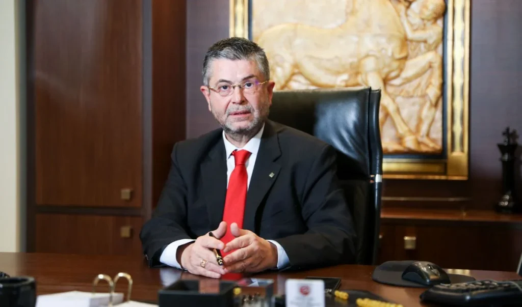 Ο Π.Σαράκης «έξω από τα δόντια» στον Κ.Μητσοτάκη για το νομοσχέδιο για του ομοφυλόφιλους: «Αλλάζει ριζικά τον πυρήνα της κοινωνίας»