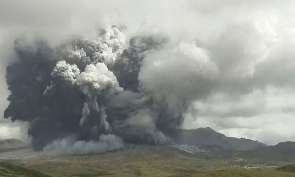 Ιαπωνία: Έκρηξη ηφαιστείου στο νησί Σουανοσέσιμα