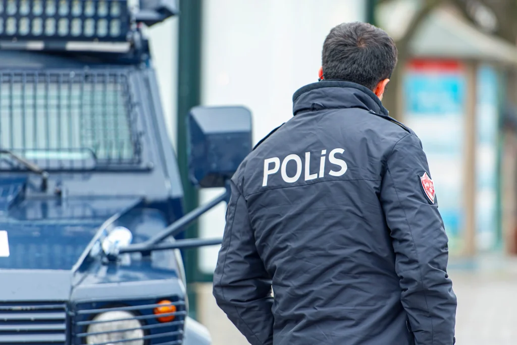 Τουρκία: 18 άτομα συνελήφθησαν επειδή «εγκωμίασαν την τρομοκρατία»