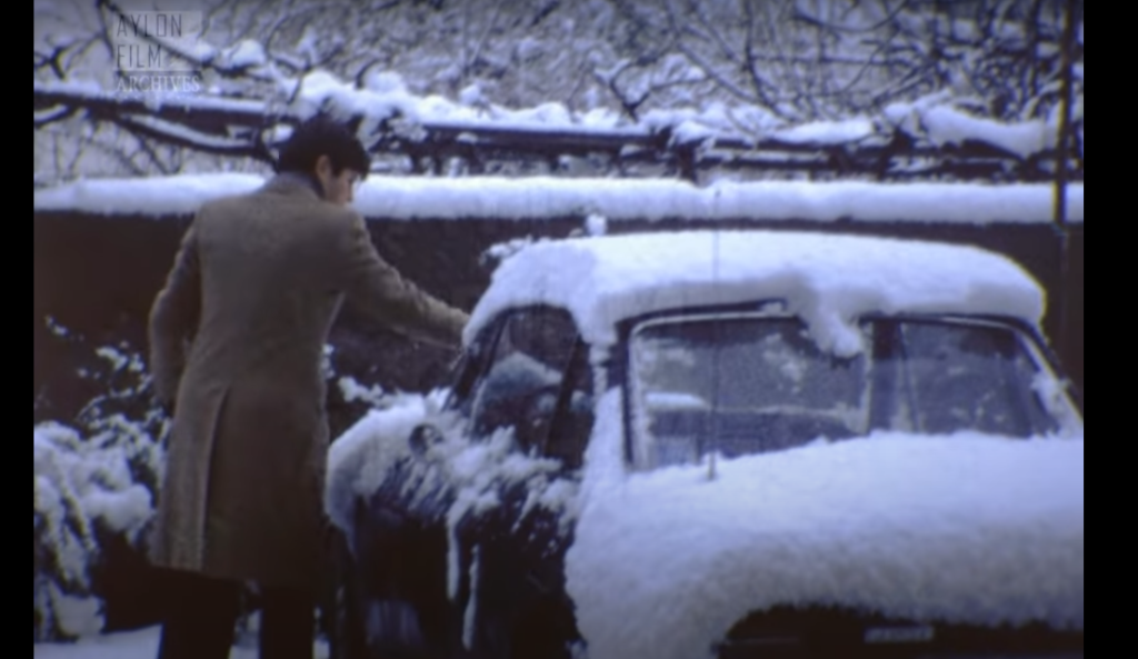 Έγχρωμο βίντεο με την χιονισμένη Αθήνα το 1981