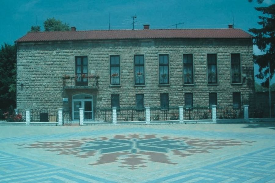 Beloiannisz: Το ελληνικό χωριό που βρίσκεται στην καρδιά της Ουγγαρίας