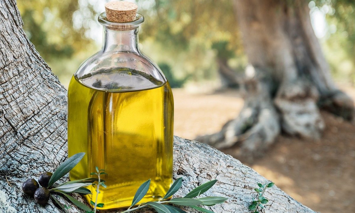 «Έρχονται» νέες ανατιμήσεις στο ελαιόλαδο – Πού θα φτάσουν οι τιμές (βίντεο)