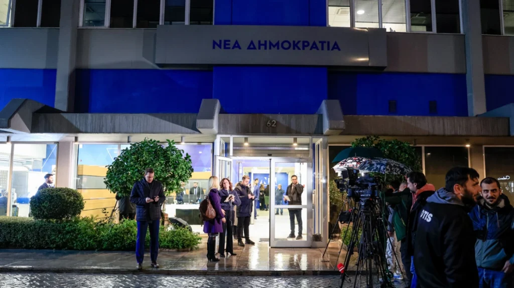 ΝΔ: Στο «κενό έπεσε» η επιχείρηση αλλαγής στάσης των διαφωνούντων βουλευτών για τα ομοφυλόφιλα ζευγάρια 
