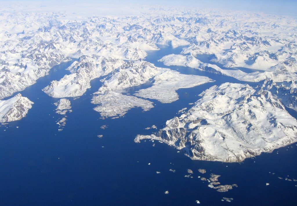 Γροιλανδία: Λιώνουν τριάντα τόνοι πάγου ανά μία ώρα