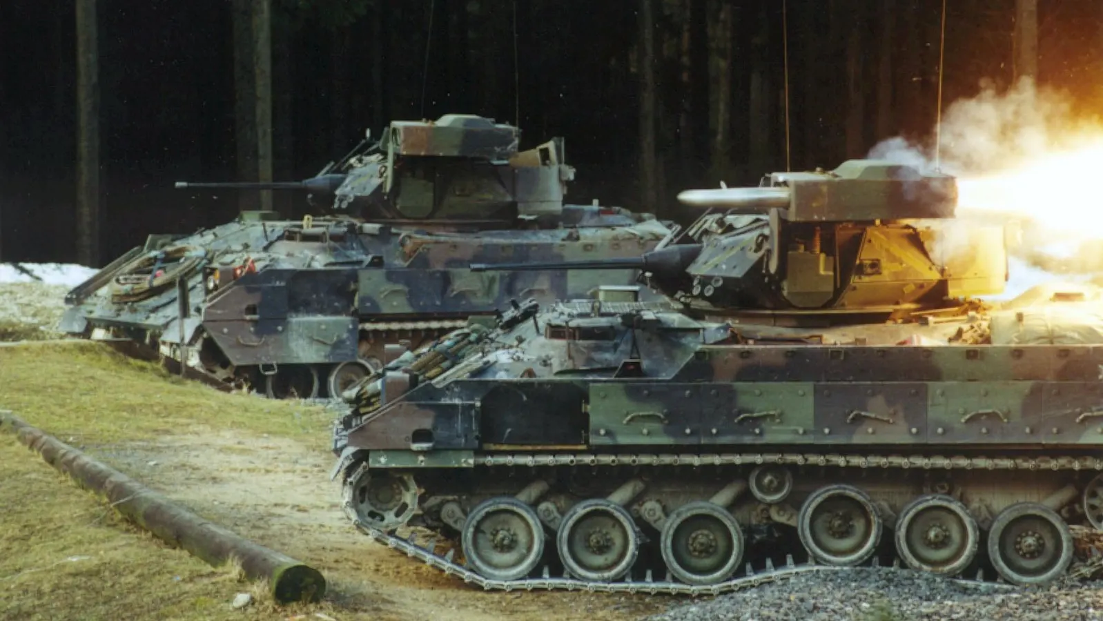 Η «μονομαχία» μεταξύ ενός ρωσικού T-90M και ενός Bradley M2A2 ODS (βίντεο)