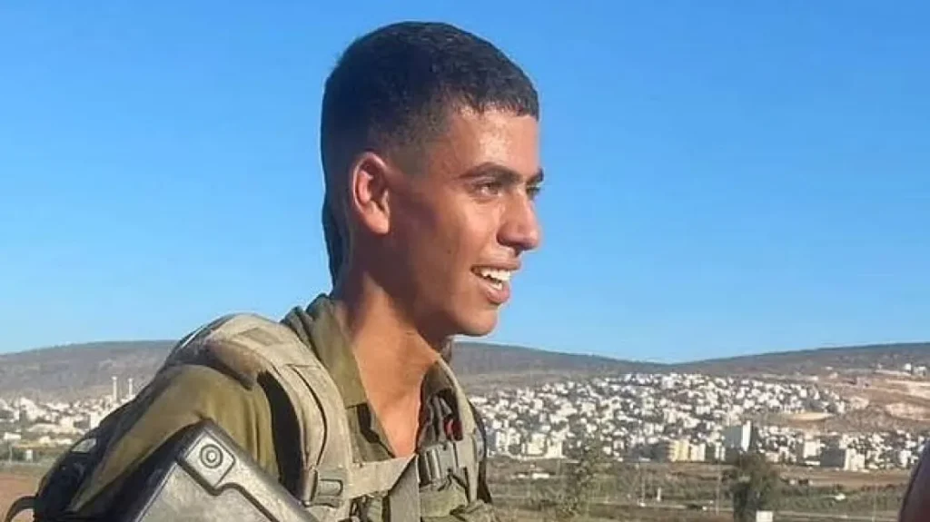 Οργή από πατέρα 19χρονου λοχία που σκοτώθηκε από τη Χαμάς – «Προσπάθησαν να πουλήσουν το κεφάλι του για $10.000»