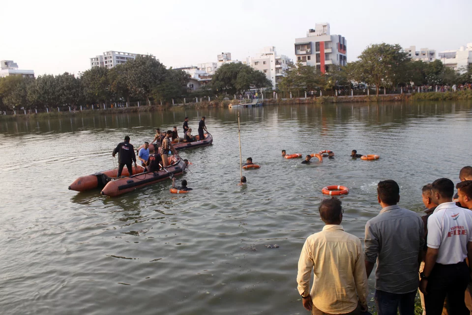 Ινδία: Τουλάχιστον 15 νεκροί σε ναυάγιο σε λίμνη κατά τη διάρκεια σχολικής εκδρομής – Παιδιά οι περισσότεροι από αυτούς