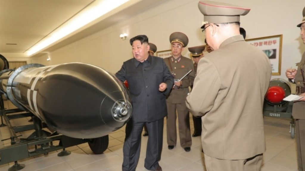 Βόρεια Κορέα: Ανακοίνωσε πως δοκίμασε υποβρύχιο πυρηνικό οπλικό σύστημα