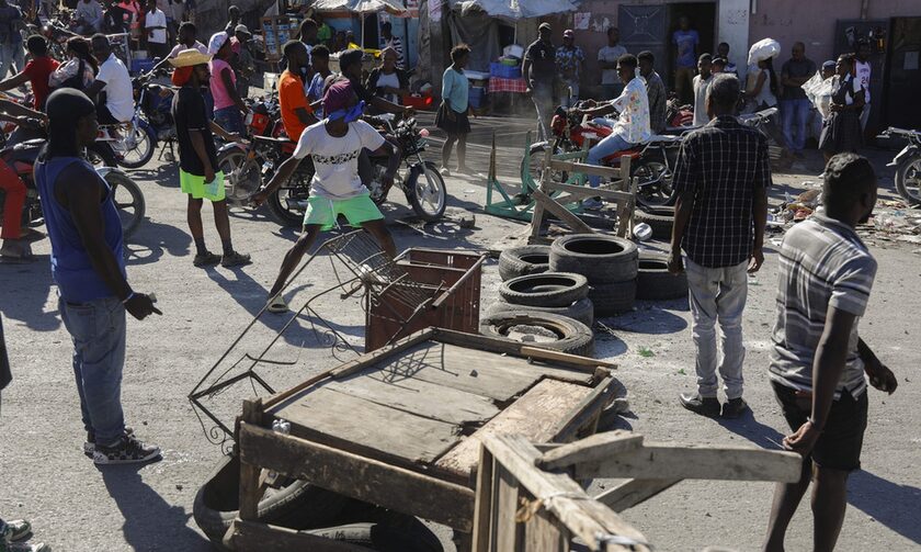 Αϊτή: Νέες επιθέσεις συμμοριών στην πρωτεύουσα – Τουλάχιστον 20 νεκροί