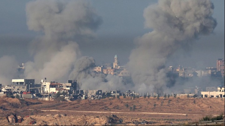Ο ισραηλινός στρατός συνεχίζει να βομβαρδίζει και σήμερα τη νότια Λωρίδα της Γάζας – Αυξάνεται ο αριθμός των θυμάτων