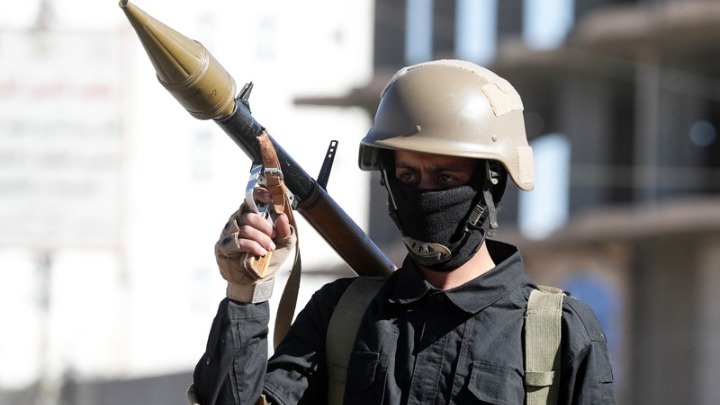 Υεμένη: Να διεξαχθούν χερσαίες επιχειρήσεις εναντίον των Χούθι καλεί κορυφαίο στέλεχος της κυβέρνησης