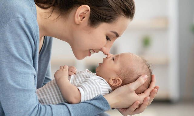 Από που προέρχεται η όμορφη μυρωδιά που έχουν τα μωρά; – Κι όμως υπάρχει λόγος
