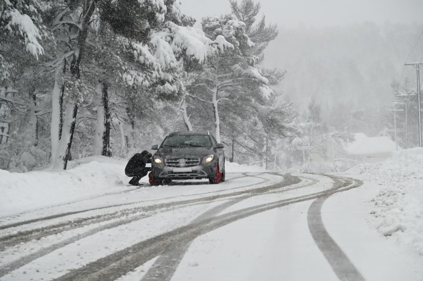 Παγετός: Συστάσεις για πεζούς και οδηγούς – Τι πρέπει να προσέχετε